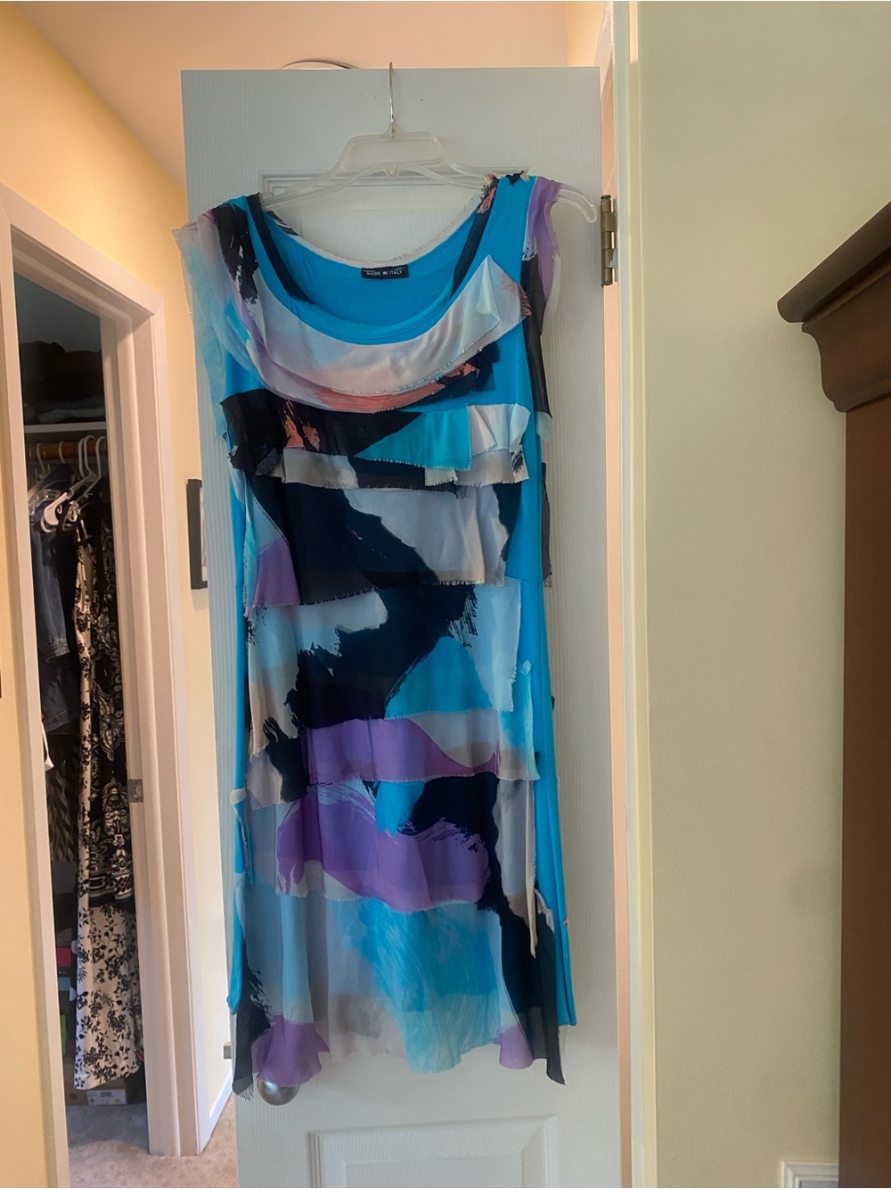 Elegant abstract mini dress from Italy